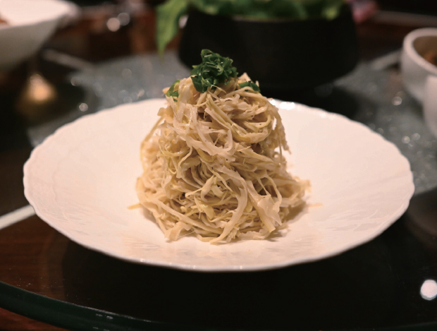 �����쿡�� �߰��� �߽��� ���ο� �ŷ�