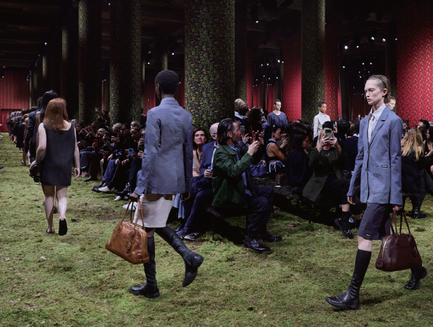 2026 F/W �÷���, �ָ��ؾ��� �̽� 5